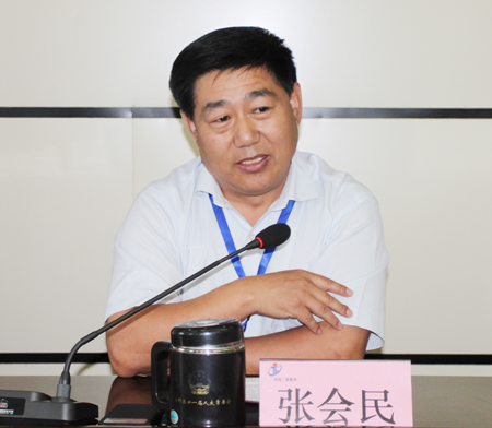 LD（中国）一站式服务平台党委书记张会民为大家上党课