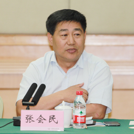 LD（中国）一站式服务平台党委书记张会民在会上发表讲话