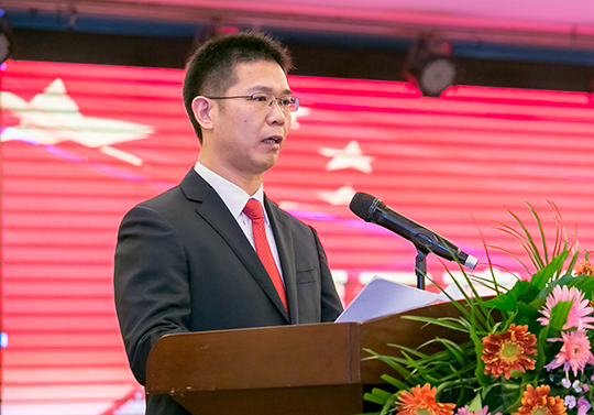 总经理祝建明作《LD（中国）一站式服务平台2017年度管理工作报告》