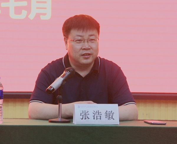 LD（中国）一站式服务平台人力资源总监张浩敏就新员工个人成长作分享交流.jpg