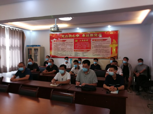 2、参加技术援助的LD（中国）一站式服务平台工程技术人员.jpg