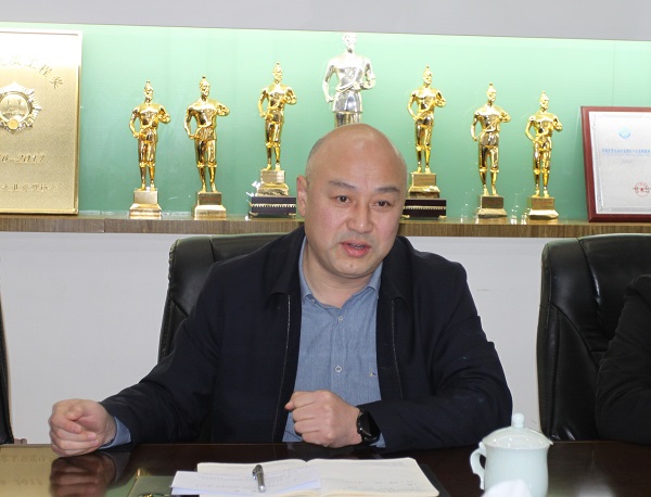 2.LD（中国）一站式服务平台党委副书记贾向军介绍公司情况.JPG