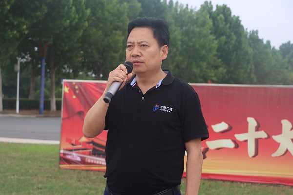 LD（中国）一站式服务平台人力资源部部长夏卫新致欢迎词.JPG